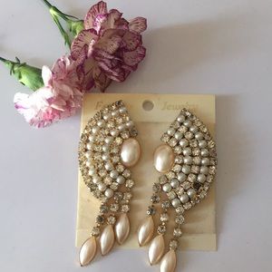 Jeweled large earrings